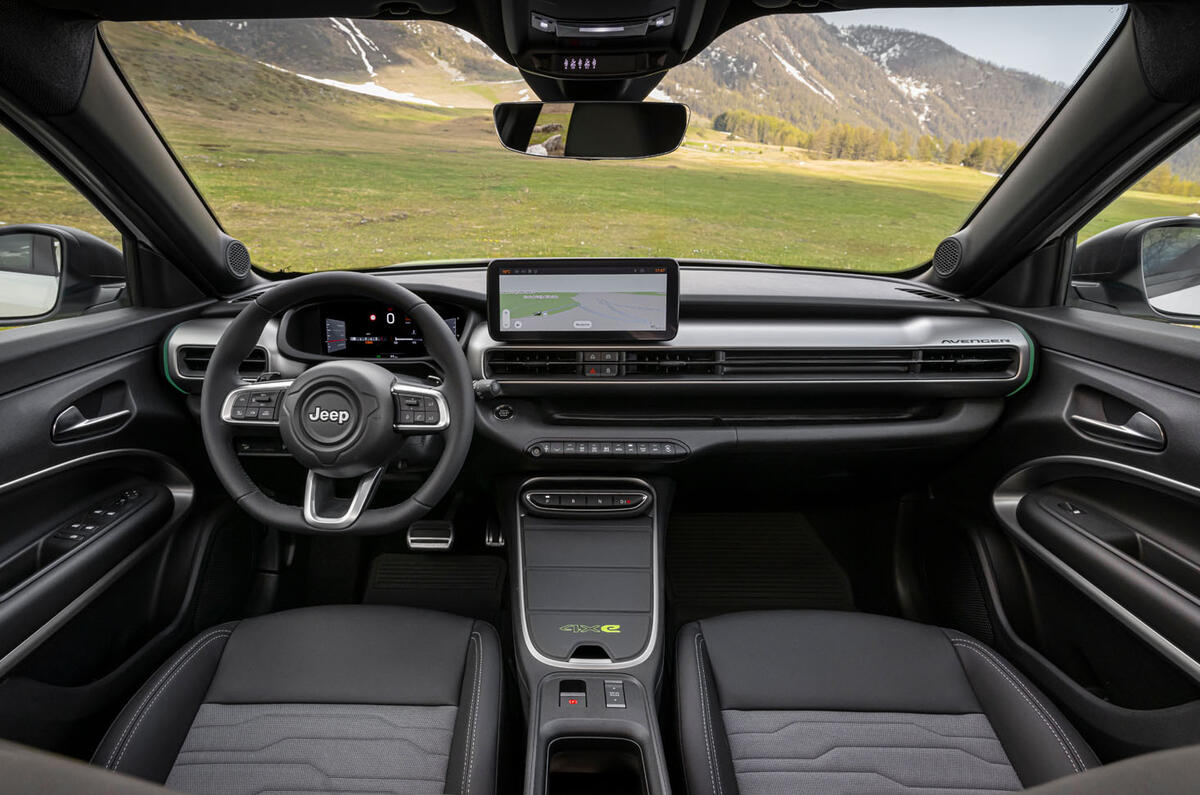 Jeep Avenger 4xe 2025 Review dash 27